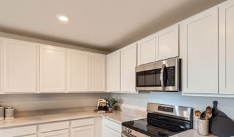 21801 E 46th Pl, Aurora, CO 80019