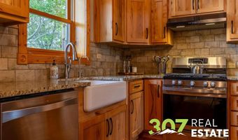 9 Falcon Dr, Cody, WY 82414