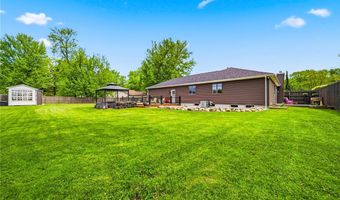 2013 Deerfield Dr, Ashtabula, OH 44004