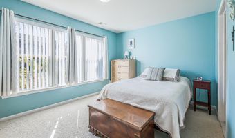 1385 Addington Ln, Ann Arbor, MI 48108