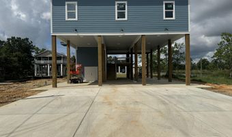 5009 Alaska St, Bay St. Louis, MS 39520