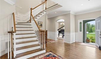 3 Cedar Rock Mdw, East Greenwich, RI 02818