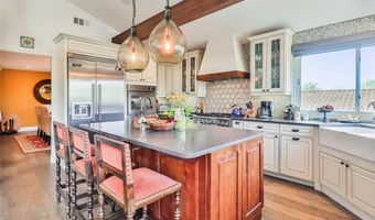 5617 Colodny Dr, Agoura Hills, CA 91301