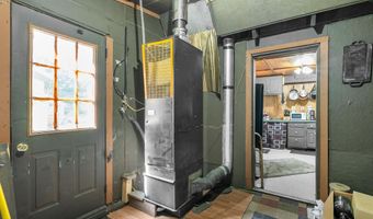 63 Jericho Rd, Berlin, NH 03570