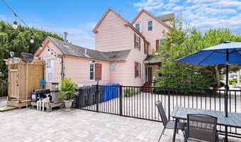 109 CENTRE St, Beach Haven, NJ 08008