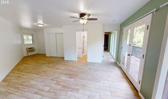 17285 RUSTIC Ln, Brookings, OR 97415