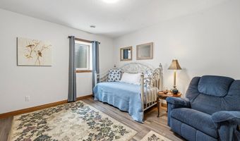 1402 Brophy Park Rd NW, Alexandria, MN 56308