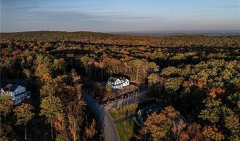 114 Daniel Trce, Burlington, CT 06013