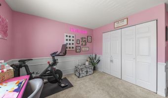 43 Orchard Ter 3, Lombard, IL 60148