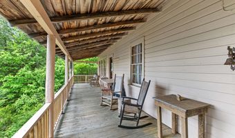 1048 Cottage Rd, Averill, VT 05903