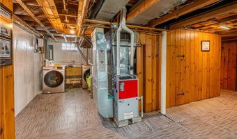 96 Hendricks Blvd, Amherst, NY 14226