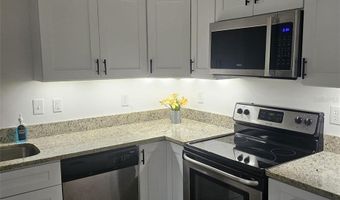 612 ASH St, Auburndale, FL 33823