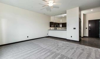 120 Twin Steeples NE Ste 307, Dyersville, IA 52040