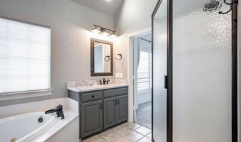 4144 Towne Green Cir, Addison, TX 75001