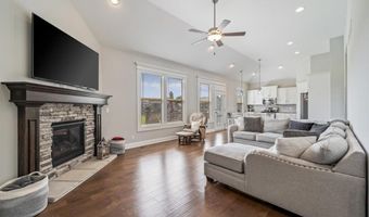 1327 N 161st Ter, Basehor, KS 66007