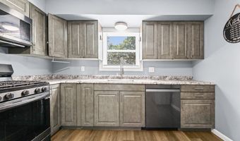 10960 Easton St NE, Alliance, OH 44601
