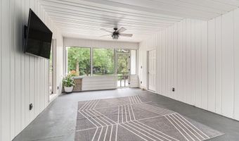 2659 Bedford Rd, Ann Arbor, MI 48104