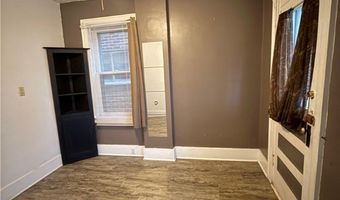 832 Maplewood Ave, Ambridge, PA 15003
