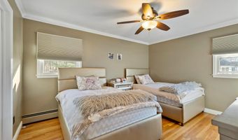 3 Bell Ct, Airmont, NY 10901