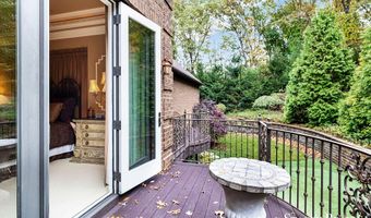 7750 Silverthorn Dr SE, Ada, MI 49301