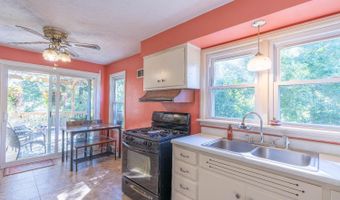 207 Donna Dr, Aurora, IN 47001