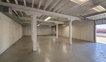 23 W Olive St, Aurora, MO 65605