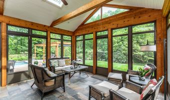 51 Long Meadow Rd, Bethlehem, CT 06751