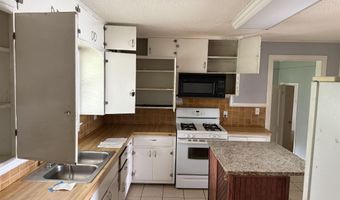 901 SW 3rd, Atkins, AR 72823