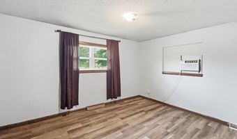 203 E College St, Ash Grove, MO 65604