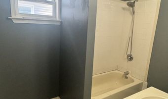 115 Denver Ave, Bridgeport, CT 06605