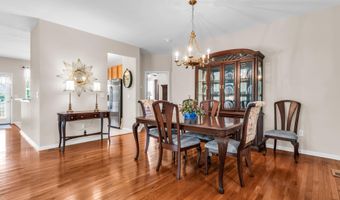 37 Solomans Dr, Barnegat, NJ 08005