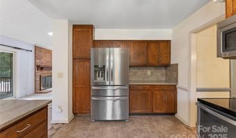 4601 Bournewood Ln, Charlotte, NC 28226