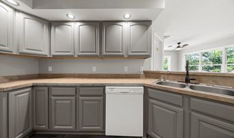 6194 OLD SHARPTOWN Rd, Laurel, DE 19956