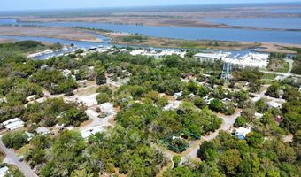87 Martin Luther King Jr Blvd, Apalachicola, FL 32320