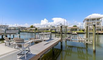 524 N Kinston Ave, Atlantic Beach, NC 28512