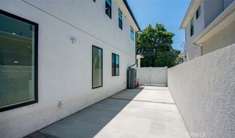 6250 Lindley Ave, Encino, CA 91316