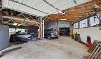 1440 N Shore Rd, Atkins, AR 72823
