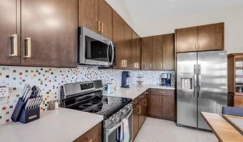 218 Thomas St, Bay St. Louis, MS 39520