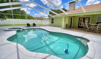 166 WINONA Cir, Auburndale, FL 33823