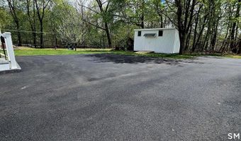 64 4th St, Bristol, CT 06010