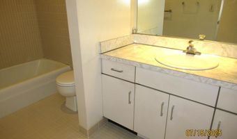 1 Westbury Ct, Ann Arbor, MI 48105