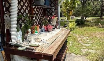 147 E Hampton Dr, Auburndale, FL 33823