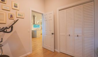 158 Stadley Rough Rd, Danbury, CT 06811