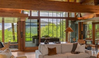 749 Stillmont Cir, Cashiers, NC 28717