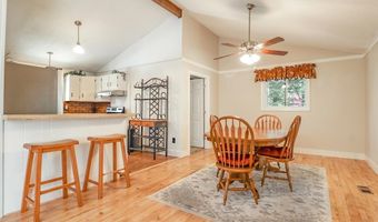 10 Belmont Dr, Barnstead, NH 03225