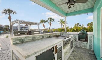 744 SPANISH MAIN Dr, Apollo Beach, FL 33572