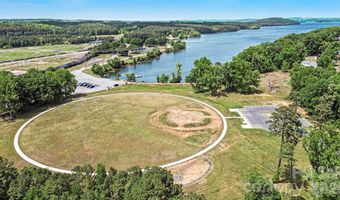 79 Walnut St, Badin, NC 28009