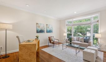 10900 BELLS RIDGE Dr, Potomac, MD 20854