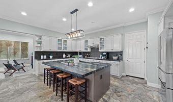 2216 Blossom Hill Ln, Escondido, CA 92029