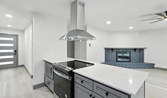 5221 Knox Dr, The Colony, TX 75056